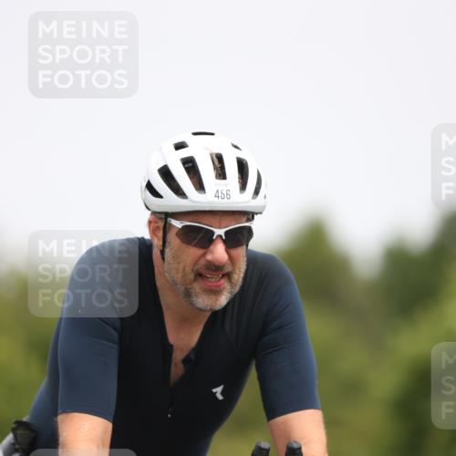 22.06.2025 - Viking Triathlon Yannick Fuchs http://msf.ph/oto/8087160 22.06.2025 12:51:59 Radfahren 456, 533, 615, 656 meine-sportfotos.de