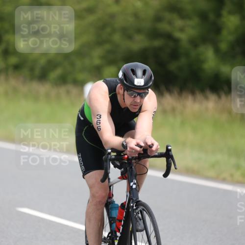 22.06.2025 - Viking Triathlon Yannick Fuchs http://msf.ph/oto/8087161 22.06.2025 12:56:48 Radfahren 246, 276, 305, 313, 366, 542 meine-sportfotos.de