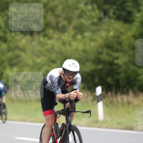 22.06.2025 - Viking Triathlon Yannick Fuchs http://msf.ph/oto/8087183 22.06.2025 12:57:09 Radfahren 162, 183, 200, 314, 332, 500, 540 meine-sportfotos.de