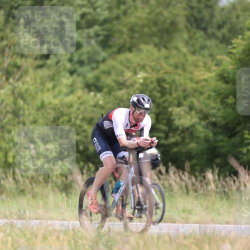 22.06.2025 - Viking Triathlon Yannick Fuchs http://msf.ph/oto/8087210 22.06.2025 12:57:45 Radfahren 150, 315, 638 meine-sportfotos.de