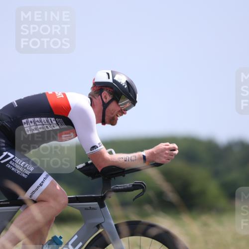 22.06.2025 - Viking Triathlon Yannick Fuchs http://msf.ph/oto/8087216 22.06.2025 12:57:47 Radfahren 150, 638 meine-sportfotos.de