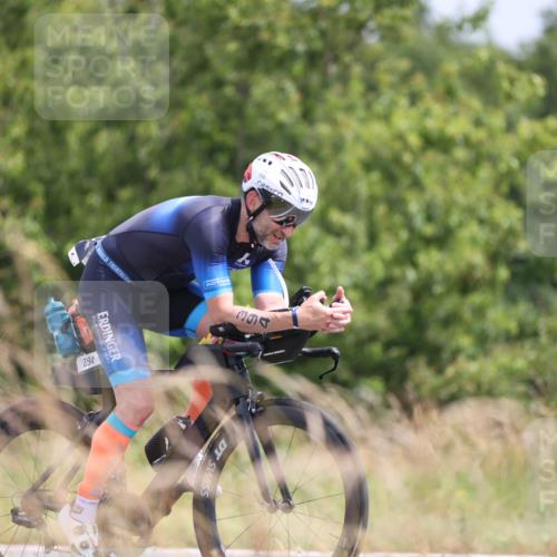 22.06.2025 - Viking Triathlon Yannick Fuchs http://msf.ph/oto/8087223 22.06.2025 12:58:09 Radfahren 337, 394 meine-sportfotos.de