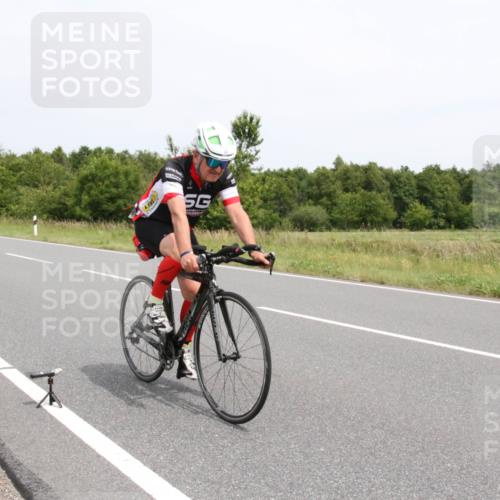22.06.2025 - Viking Triathlon Yannick Fuchs http://msf.ph/oto/8087235 22.06.2025 13:19:19 Radfahren 141, 418 meine-sportfotos.de