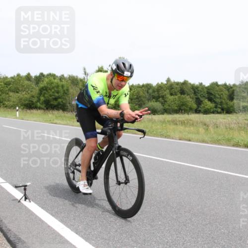 22.06.2025 - Viking Triathlon Yannick Fuchs http://msf.ph/oto/8087238 22.06.2025 13:19:24 Radfahren 160, 169, 418 meine-sportfotos.de