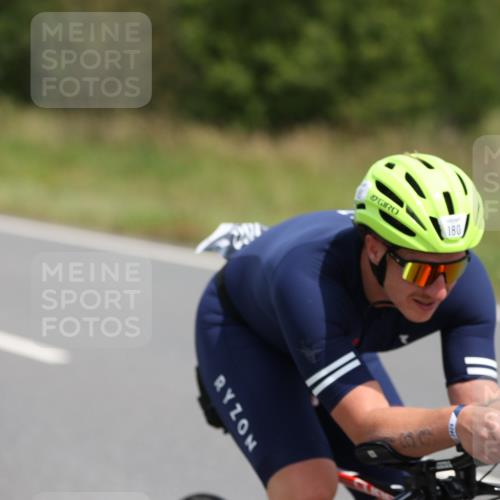 22.06.2025 - Viking Triathlon Yannick Fuchs http://msf.ph/oto/8087252 22.06.2025 12:58:40 Radfahren 78, 180, 253, 281, 358, 422, 425, 487, 659 meine-sportfotos.de