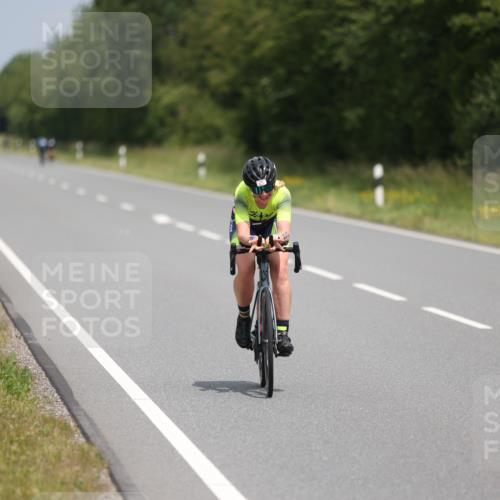 22.06.2025 - Viking Triathlon Yannick Fuchs http://msf.ph/oto/8087267 22.06.2025 12:58:47 Radfahren 26, 78, 253, 422, 425, 659 meine-sportfotos.de