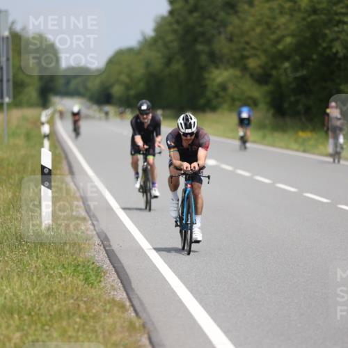 22.06.2025 - Viking Triathlon Yannick Fuchs http://msf.ph/oto/8087283 22.06.2025 12:58:54 Radfahren 26, 61, 234, 375 meine-sportfotos.de