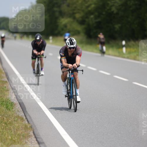 22.06.2025 - Viking Triathlon Yannick Fuchs http://msf.ph/oto/8087284 22.06.2025 12:58:55 Radfahren 26, 61, 234, 375 meine-sportfotos.de