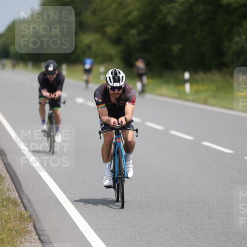 22.06.2025 - Viking Triathlon Yannick Fuchs http://msf.ph/oto/8087286 22.06.2025 12:58:55 Radfahren 26, 61, 234, 375 meine-sportfotos.de