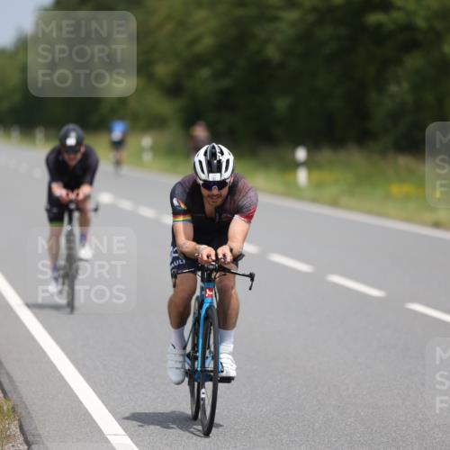 22.06.2025 - Viking Triathlon Yannick Fuchs http://msf.ph/oto/8087288 22.06.2025 12:58:55 Radfahren 26, 61, 234, 375 meine-sportfotos.de