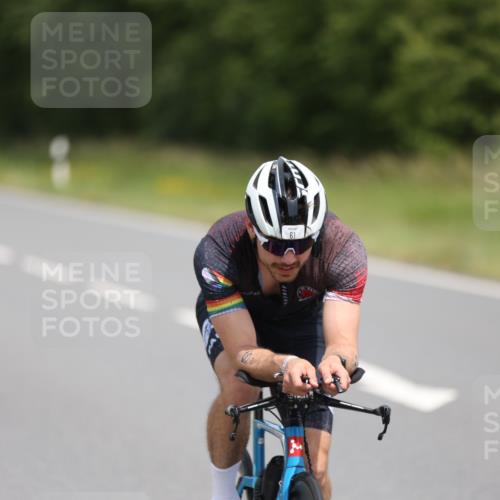 22.06.2025 - Viking Triathlon Yannick Fuchs http://msf.ph/oto/8087293 22.06.2025 12:58:56 Radfahren 26, 61, 234, 375 meine-sportfotos.de