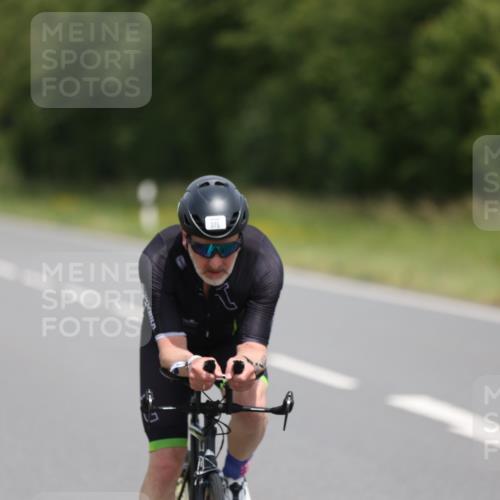22.06.2025 - Viking Triathlon Yannick Fuchs http://msf.ph/oto/8087298 22.06.2025 12:58:57 Radfahren 26, 61, 234, 375 meine-sportfotos.de