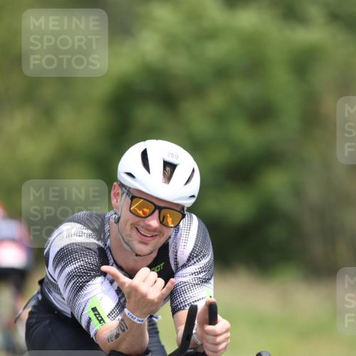 22.06.2025 - Viking Triathlon Yannick Fuchs http://msf.ph/oto/8087322 22.06.2025 12:59:46 Radfahren 48, 142, 269, 650 meine-sportfotos.de
