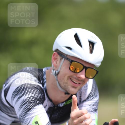 22.06.2025 - Viking Triathlon Yannick Fuchs http://msf.ph/oto/8087324 22.06.2025 12:59:46 Radfahren 48, 142, 269, 650 meine-sportfotos.de