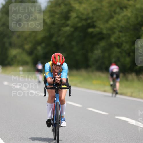 22.06.2025 - Viking Triathlon Yannick Fuchs http://msf.ph/oto/8087352 22.06.2025 13:01:28 Radfahren 95, 116, 153, 463, 553 meine-sportfotos.de
