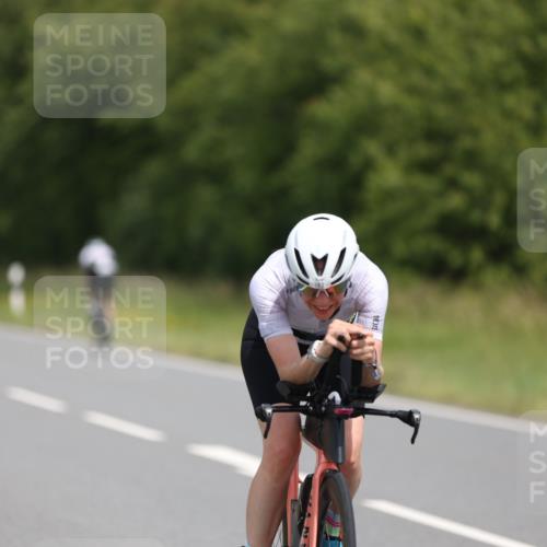 22.06.2025 - Viking Triathlon Yannick Fuchs http://msf.ph/oto/8087382 22.06.2025 13:01:41 Radfahren 182, 419 meine-sportfotos.de