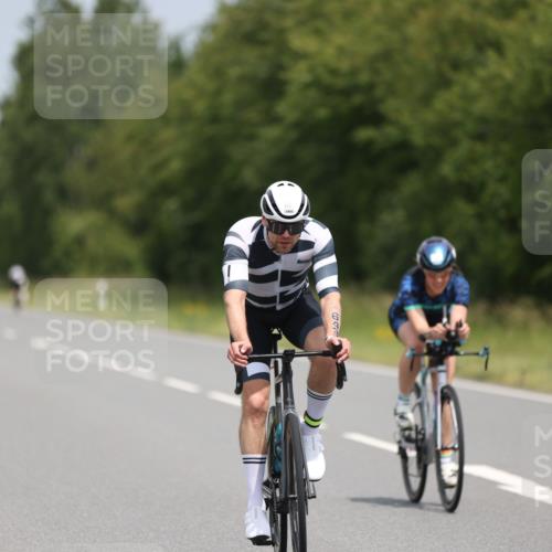 22.06.2025 - Viking Triathlon Yannick Fuchs http://msf.ph/oto/8087392 22.06.2025 13:01:53 Radfahren 210, 402, 466, 643 meine-sportfotos.de