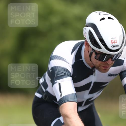 22.06.2025 - Viking Triathlon Yannick Fuchs http://msf.ph/oto/8087399 22.06.2025 13:01:54 Radfahren 210, 402, 466, 643 meine-sportfotos.de