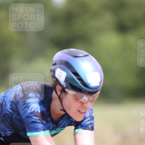 22.06.2025 - Viking Triathlon Yannick Fuchs http://msf.ph/oto/8087401 22.06.2025 13:01:55 Radfahren 210, 402, 466, 643 meine-sportfotos.de