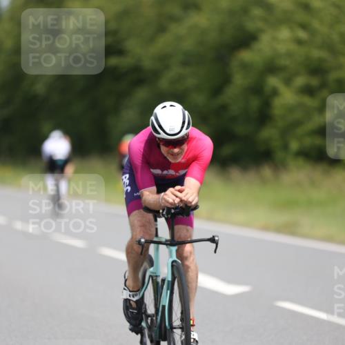 22.06.2025 - Viking Triathlon Yannick Fuchs http://msf.ph/oto/8087405 22.06.2025 13:02:15 Radfahren 370, 440 meine-sportfotos.de