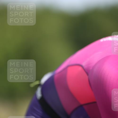 22.06.2025 - Viking Triathlon Yannick Fuchs http://msf.ph/oto/8087411 22.06.2025 13:02:16 Radfahren 370, 440 meine-sportfotos.de