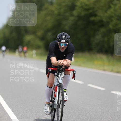 22.06.2025 - Viking Triathlon Yannick Fuchs http://msf.ph/oto/8087414 22.06.2025 13:02:23 Radfahren 370 meine-sportfotos.de