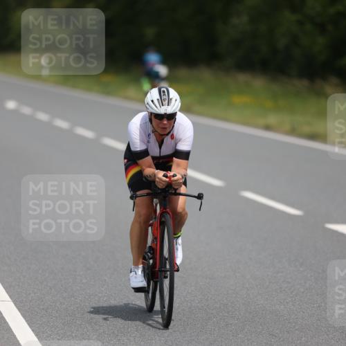22.06.2025 - Viking Triathlon Yannick Fuchs http://msf.ph/oto/8087427 22.06.2025 13:02:52 Radfahren 77 meine-sportfotos.de