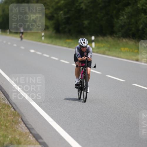 22.06.2025 - Viking Triathlon Yannick Fuchs http://msf.ph/oto/8087445 22.06.2025 13:03:18 Radfahren 86, 454, 637 meine-sportfotos.de