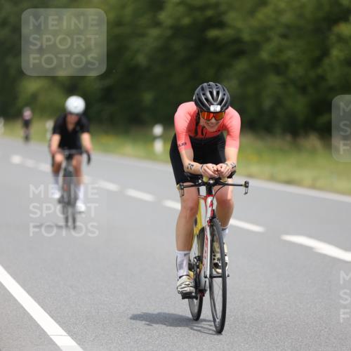 22.06.2025 - Viking Triathlon Yannick Fuchs http://msf.ph/oto/8087458 22.06.2025 13:03:38 Radfahren 44, 130, 356, 530, 538 meine-sportfotos.de