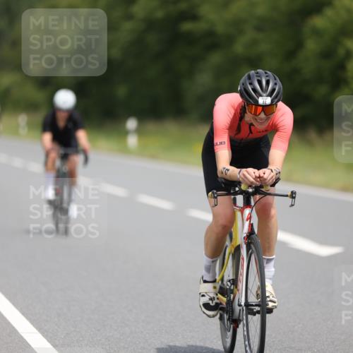 22.06.2025 - Viking Triathlon Yannick Fuchs http://msf.ph/oto/8087460 22.06.2025 13:03:38 Radfahren 44, 130, 356, 530, 538 meine-sportfotos.de