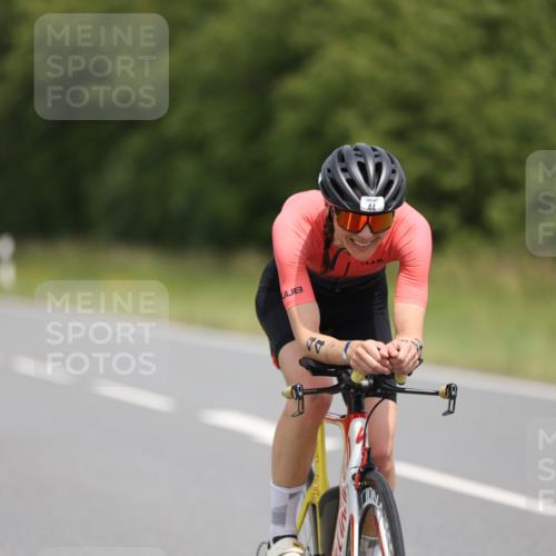 22.06.2025 - Viking Triathlon Yannick Fuchs http://msf.ph/oto/8087462 22.06.2025 13:03:38 Radfahren 44, 130, 356, 530, 538 meine-sportfotos.de