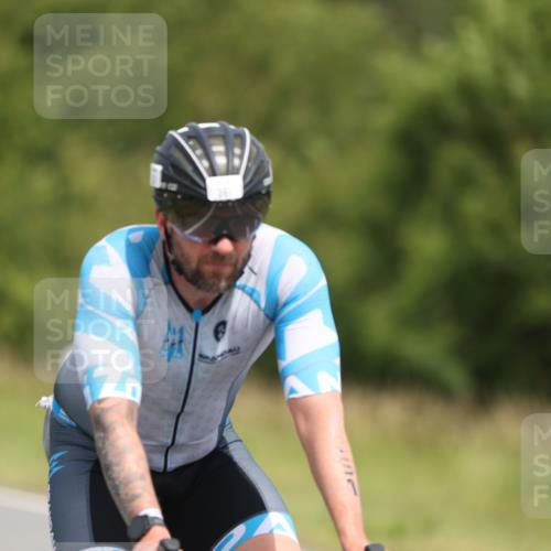22.06.2025 - Viking Triathlon Yannick Fuchs http://msf.ph/oto/8087491 22.06.2025 13:04:12 Radfahren 192, 361, 482 meine-sportfotos.de