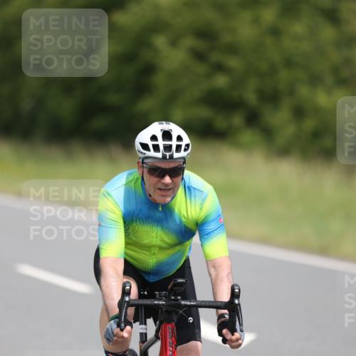 22.06.2025 - Viking Triathlon Yannick Fuchs http://msf.ph/oto/8087524 22.06.2025 13:04:54 Radfahren 450, 473, 523, 623, 653 meine-sportfotos.de