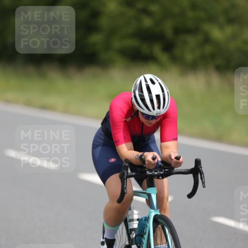 22.06.2025 - Viking Triathlon Yannick Fuchs http://msf.ph/oto/8087533 22.06.2025 13:04:56 Radfahren 22, 473, 523, 623, 653 meine-sportfotos.de