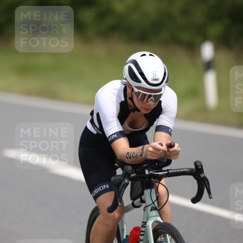 22.06.2025 - Viking Triathlon Yannick Fuchs http://msf.ph/oto/8087538 22.06.2025 13:05:04 Radfahren 22, 523, 653 meine-sportfotos.de