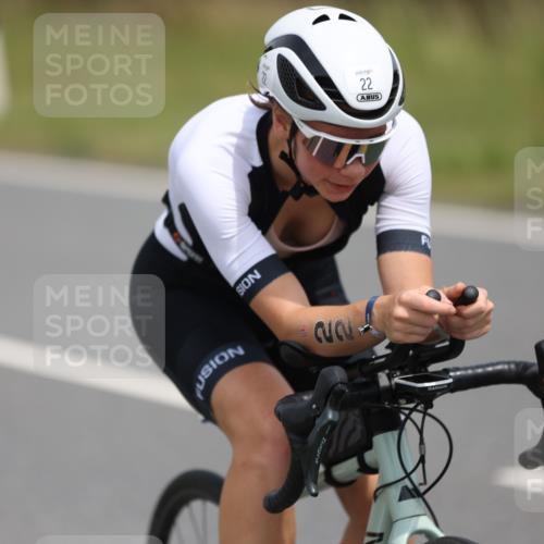 22.06.2025 - Viking Triathlon Yannick Fuchs http://msf.ph/oto/8087539 22.06.2025 13:05:05 Radfahren 22, 523, 653 meine-sportfotos.de