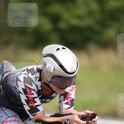 22.06.2025 - Viking Triathlon Yannick Fuchs http://msf.ph/oto/8087558 22.06.2025 13:07:52 Radfahren 309, 462, 647 meine-sportfotos.de