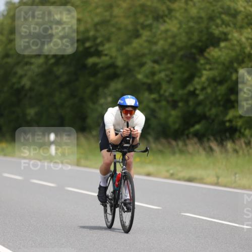 22.06.2025 - Viking Triathlon Yannick Fuchs http://msf.ph/oto/8087573 22.06.2025 13:08:18 Radfahren 115, 494 meine-sportfotos.de