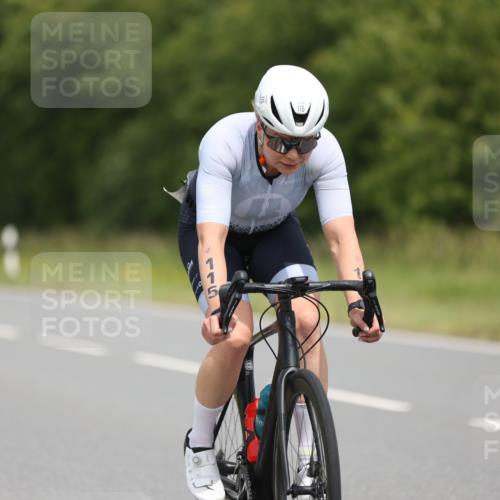 22.06.2025 - Viking Triathlon Yannick Fuchs http://msf.ph/oto/8087580 22.06.2025 13:08:20 Radfahren 115, 494 meine-sportfotos.de