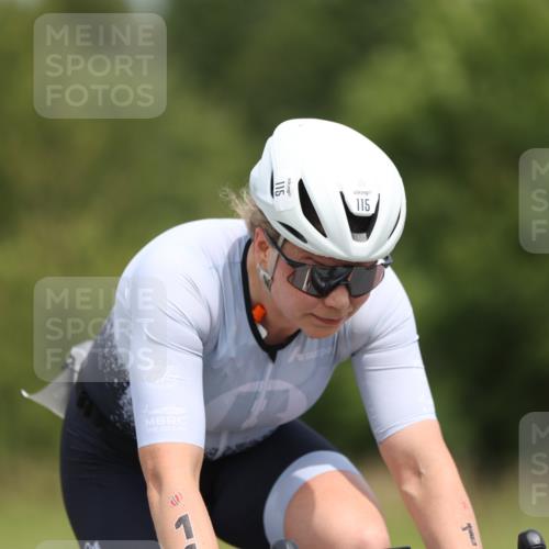 22.06.2025 - Viking Triathlon Yannick Fuchs http://msf.ph/oto/8087583 22.06.2025 13:08:21 Radfahren 115, 494 meine-sportfotos.de