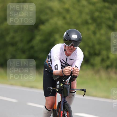 22.06.2025 - Viking Triathlon Yannick Fuchs http://msf.ph/oto/8087591 22.06.2025 13:08:41 Radfahren 290, 357 meine-sportfotos.de