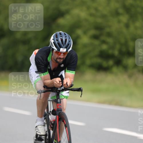 22.06.2025 - Viking Triathlon Yannick Fuchs http://msf.ph/oto/8087616 22.06.2025 13:08:59 Radfahren 65, 283, 606 meine-sportfotos.de