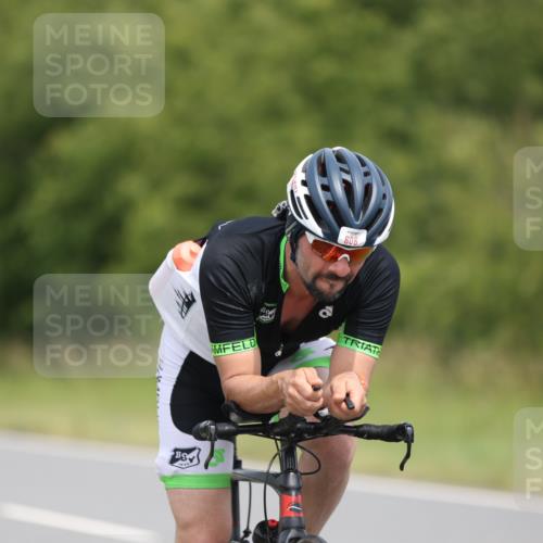 22.06.2025 - Viking Triathlon Yannick Fuchs http://msf.ph/oto/8087618 22.06.2025 13:09:00 Radfahren 65, 270, 283, 606 meine-sportfotos.de