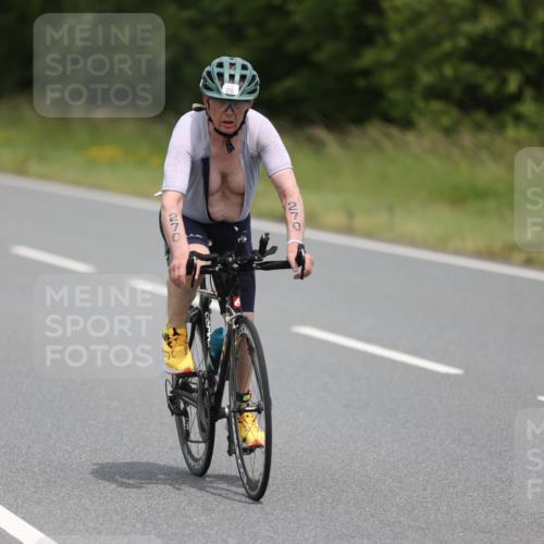 22.06.2025 - Viking Triathlon Yannick Fuchs http://msf.ph/oto/8087623 22.06.2025 13:09:07 Radfahren 270 meine-sportfotos.de
