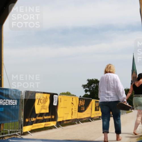 22.06.2025 - Viking Triathlon H.Heesch http://msf.ph/oto/8087678 22.06.2025 12:37:59 Laufen  meine-sportfotos.de