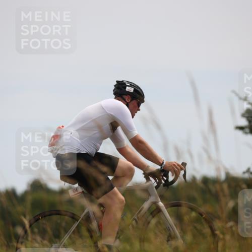 22.06.2025 - Viking Triathlon Yannick Fuchs http://msf.ph/oto/8087707 22.06.2025 13:10:12 Radfahren 181, 614 meine-sportfotos.de