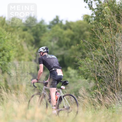 22.06.2025 - Viking Triathlon Yannick Fuchs http://msf.ph/oto/8087756 22.06.2025 13:10:58 Radfahren 154, 291, 318, 621 meine-sportfotos.de