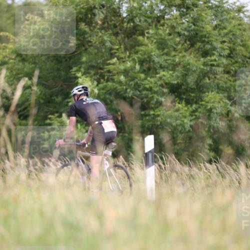22.06.2025 - Viking Triathlon Yannick Fuchs http://msf.ph/oto/8087762 22.06.2025 13:10:58 Radfahren 154, 291, 318, 621 meine-sportfotos.de