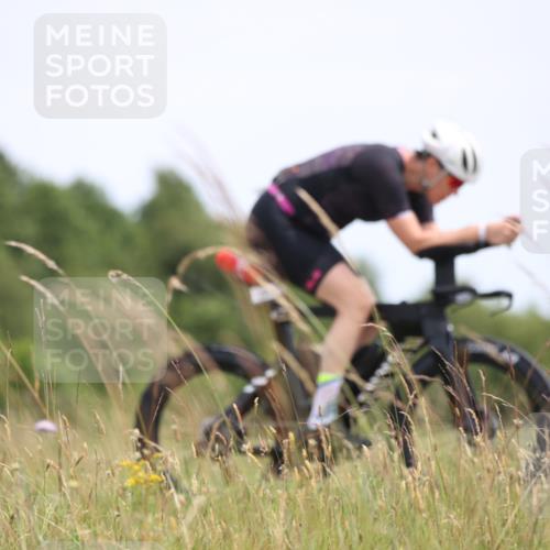 22.06.2025 - Viking Triathlon Yannick Fuchs http://msf.ph/oto/8087781 22.06.2025 13:11:06 Radfahren 154, 291, 318 meine-sportfotos.de