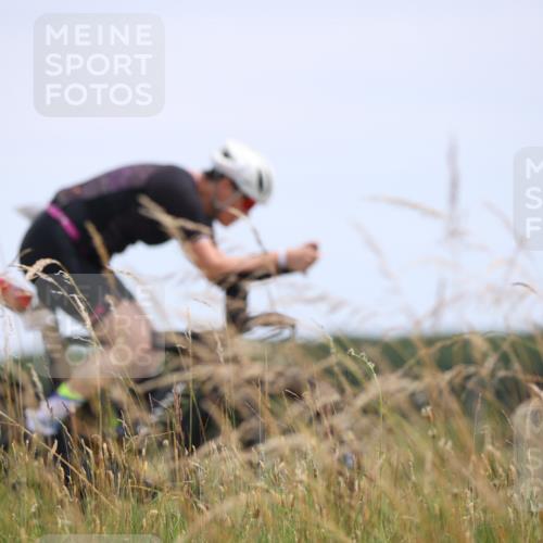 22.06.2025 - Viking Triathlon Yannick Fuchs http://msf.ph/oto/8087784 22.06.2025 13:11:06 Radfahren 154, 291, 318 meine-sportfotos.de